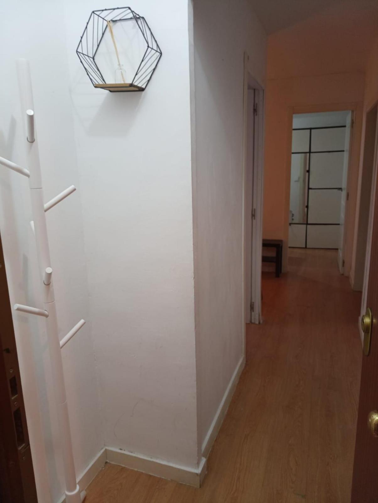 Apartamento 3 Dormitorios En Sanchez Preciados マドリード エクステリア 写真